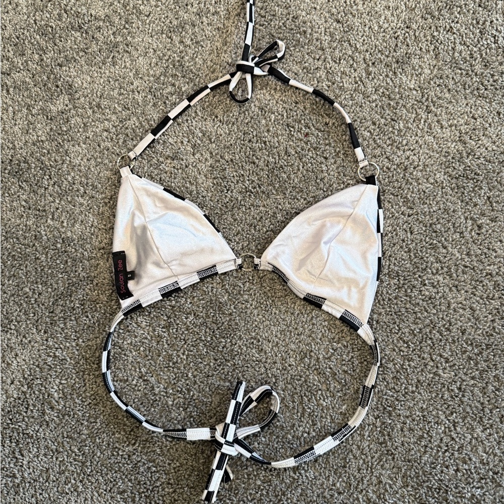 Checkered Black and White Bikini Top - Picture 2 of 3
